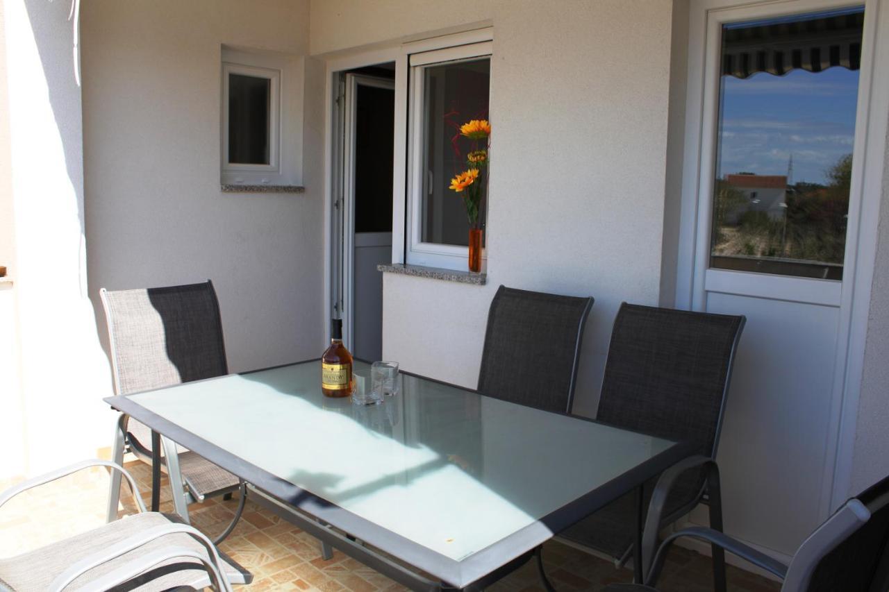 Apartmani Danijel นิน ภายนอก รูปภาพ